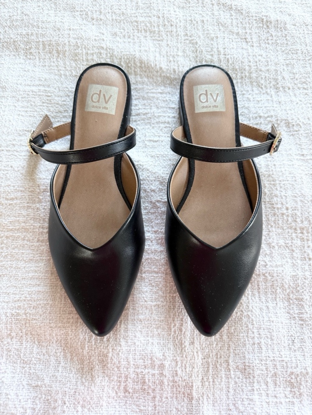 NWOT DV by Dolce Vita Black Pointed Mary Jane Mules